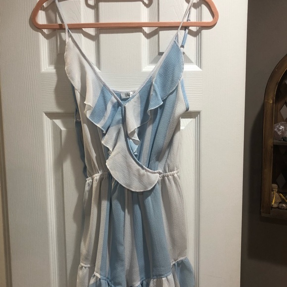 NWT Gorgeous Striped Romper - Picture 3 of 4